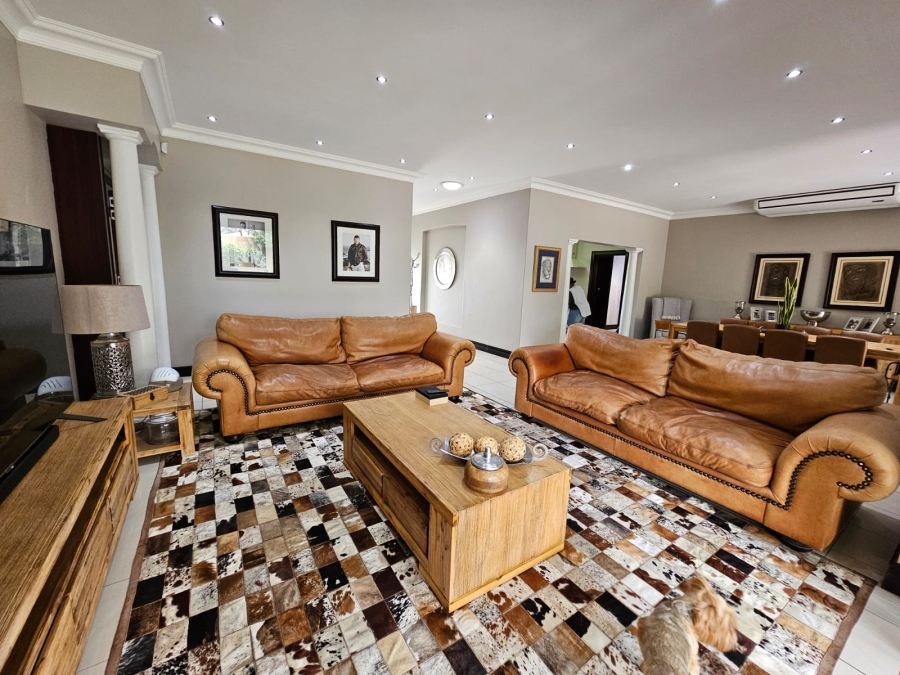 5 Bedroom Property for Sale in Jim Fouchepark Free State